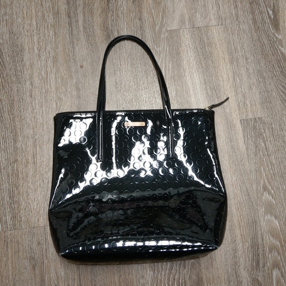 kate spade Handbags - Kate Spade Tote